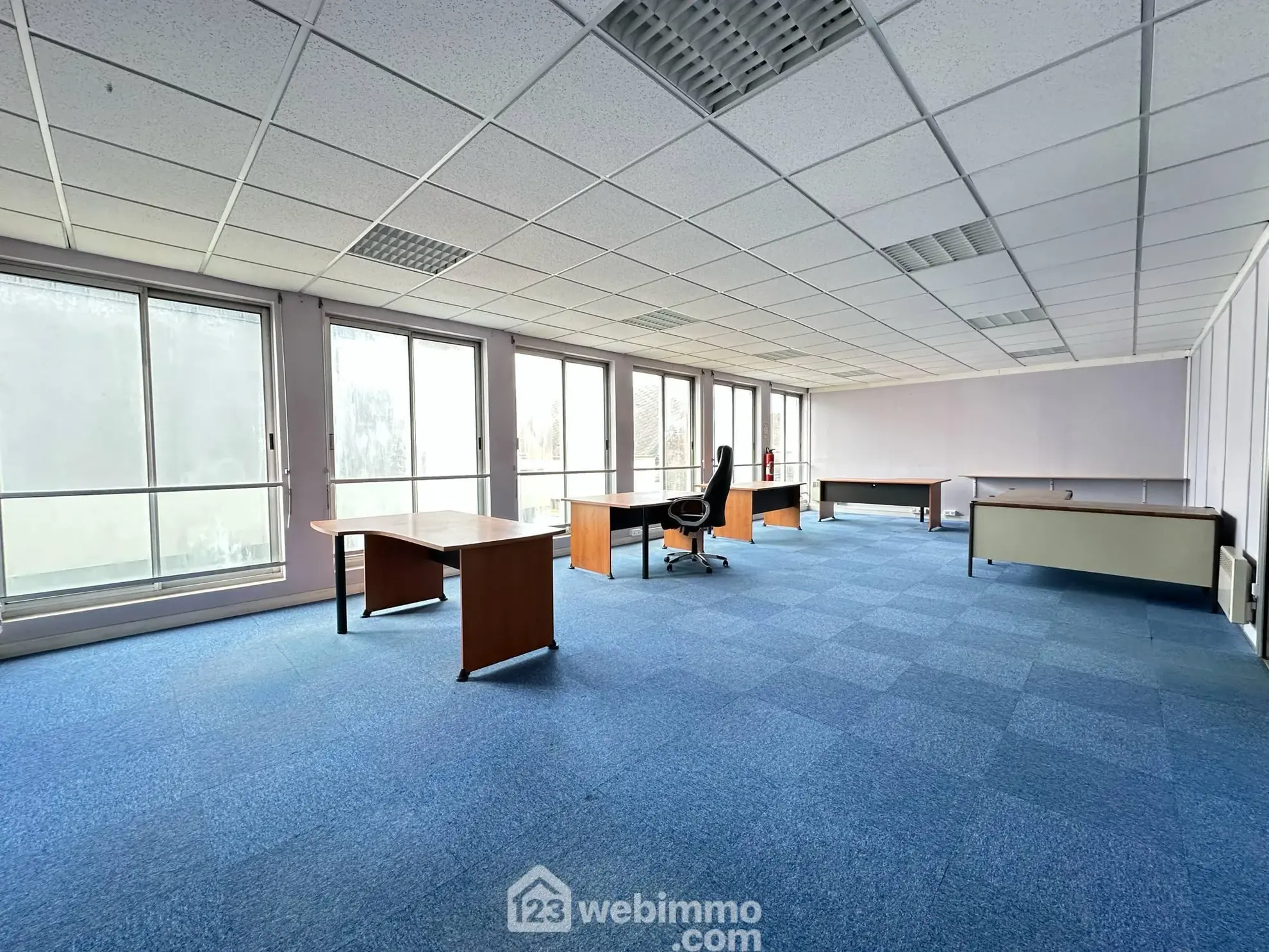 Achat espace de bureaux de 400 m² à Laon – Opportunité d'investissement 