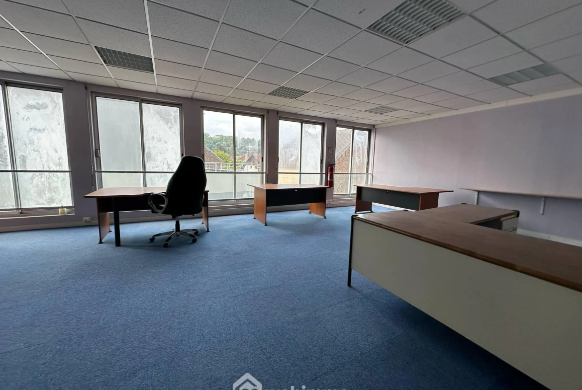 Achat espace de bureaux de 400 m² à Laon – Opportunité d'investissement 