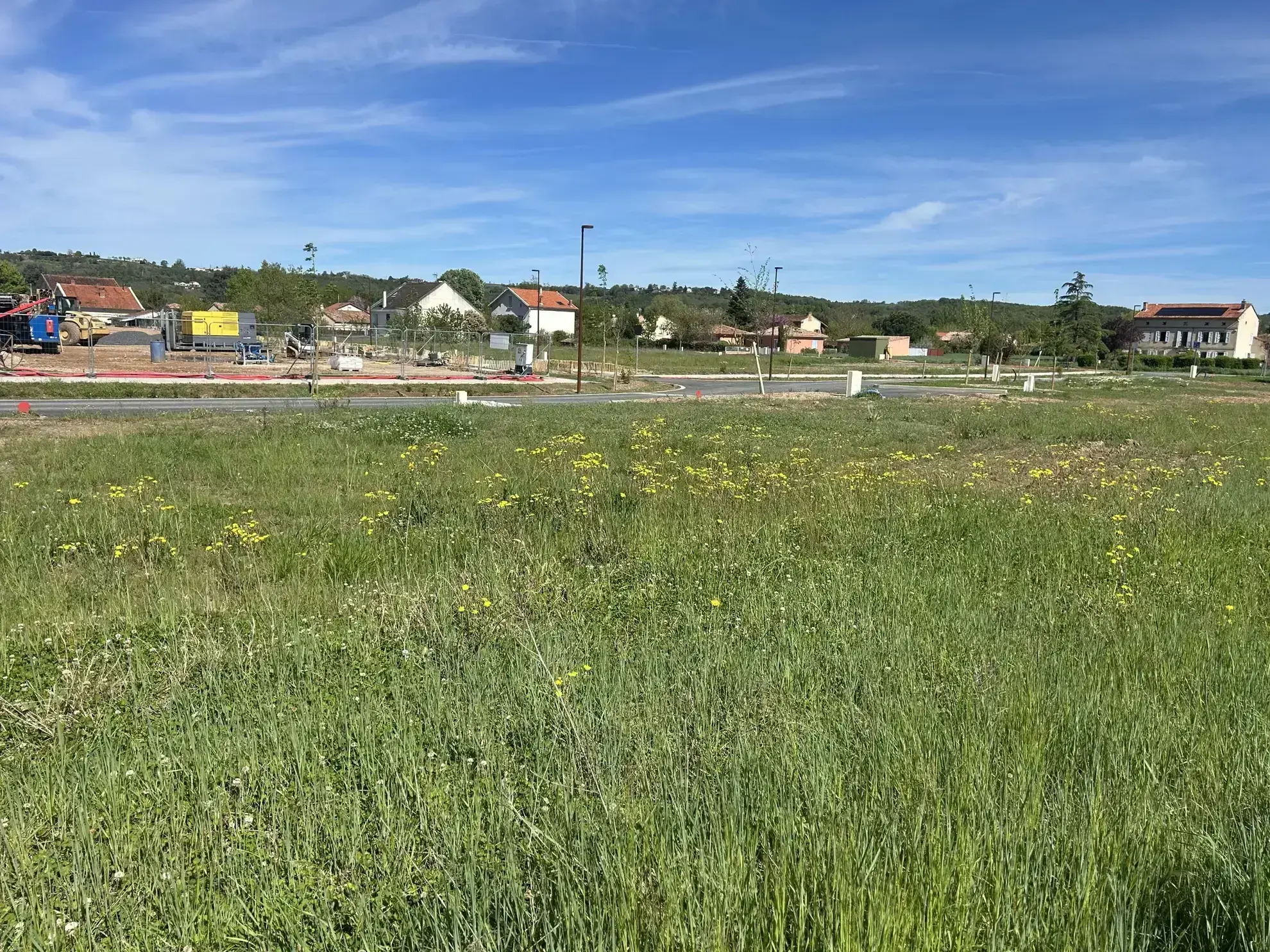 Maison neuve T4 de 80 m² avec terrain de 300 m² à Lescure d'Albigeois 