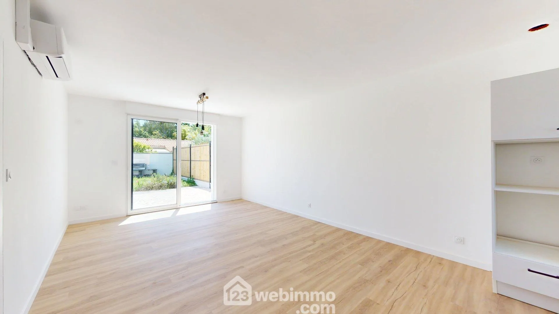 Maison de 84 m² à Bourgenay, proche plages, avec jardin et terrasse en Vendée 