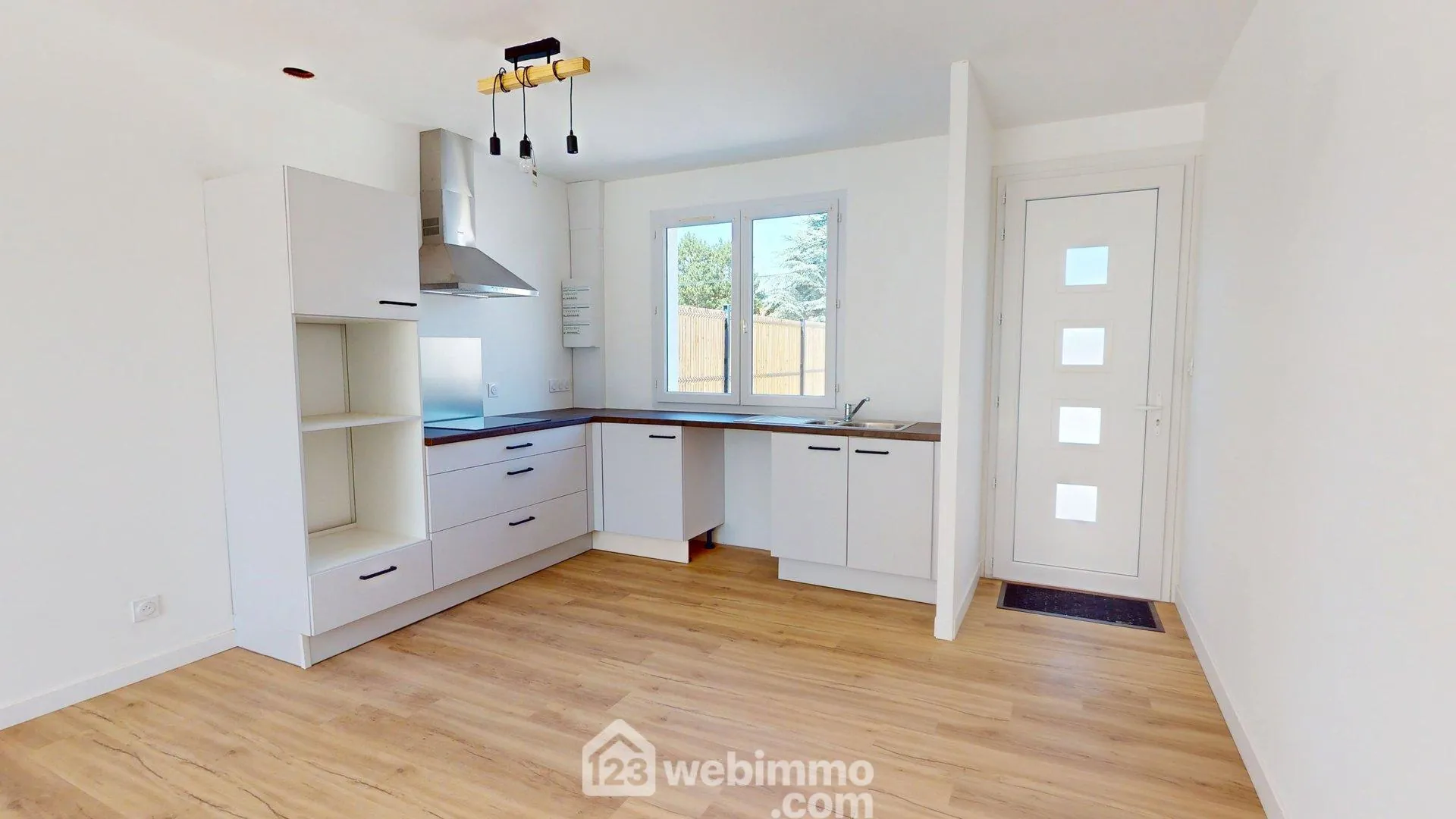 Maison de 84 m² à Bourgenay, proche plages, avec jardin et terrasse en Vendée 