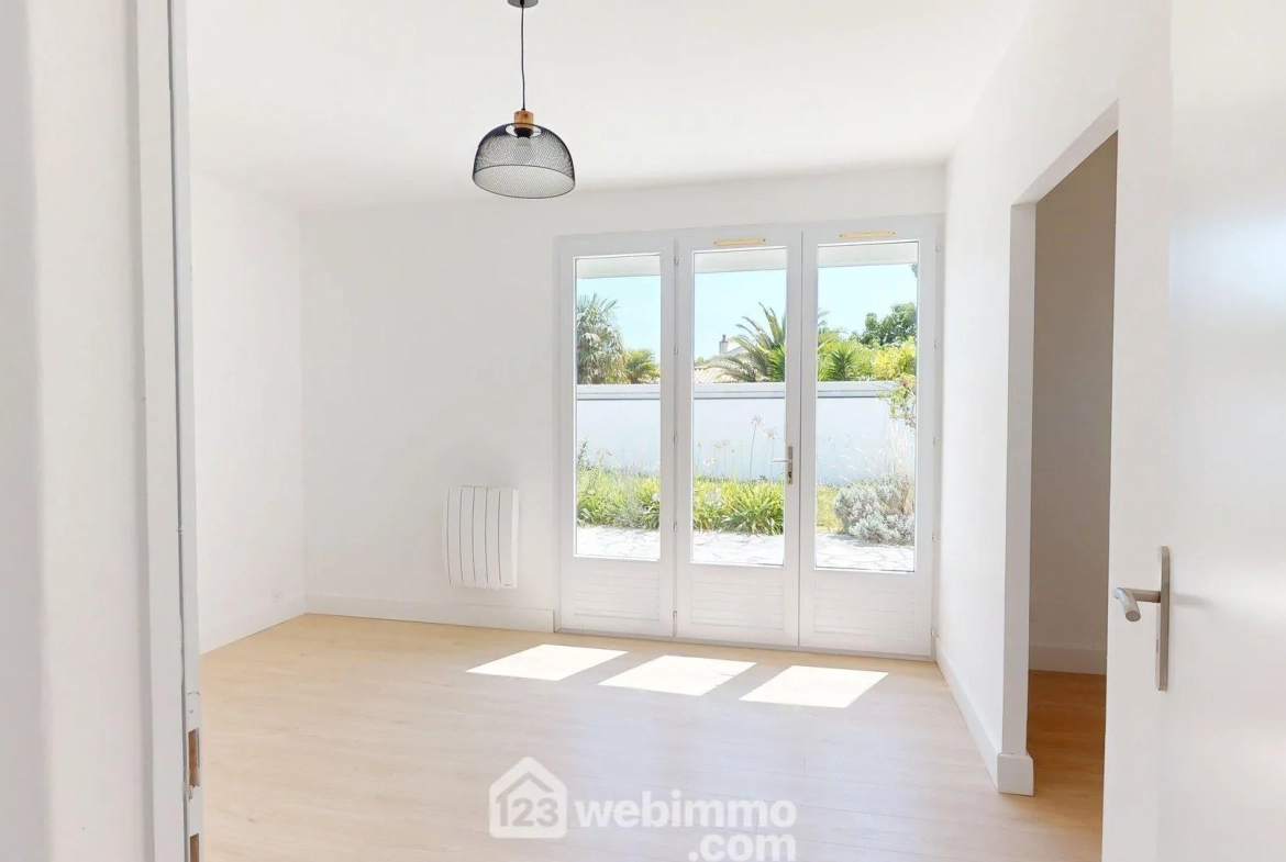 Maison de 84 m² à Bourgenay, proche plages, avec jardin et terrasse en Vendée 