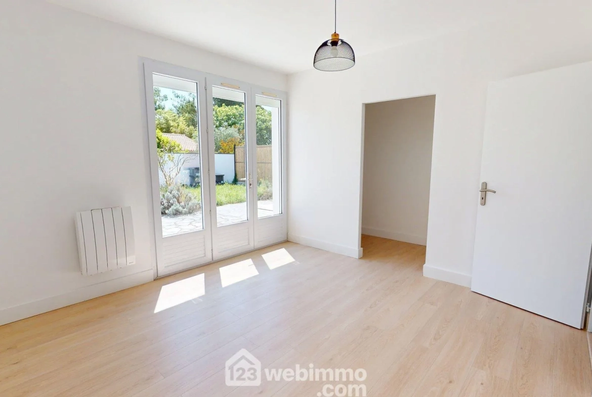 Maison de 84 m² à Bourgenay, proche plages, avec jardin et terrasse en Vendée 