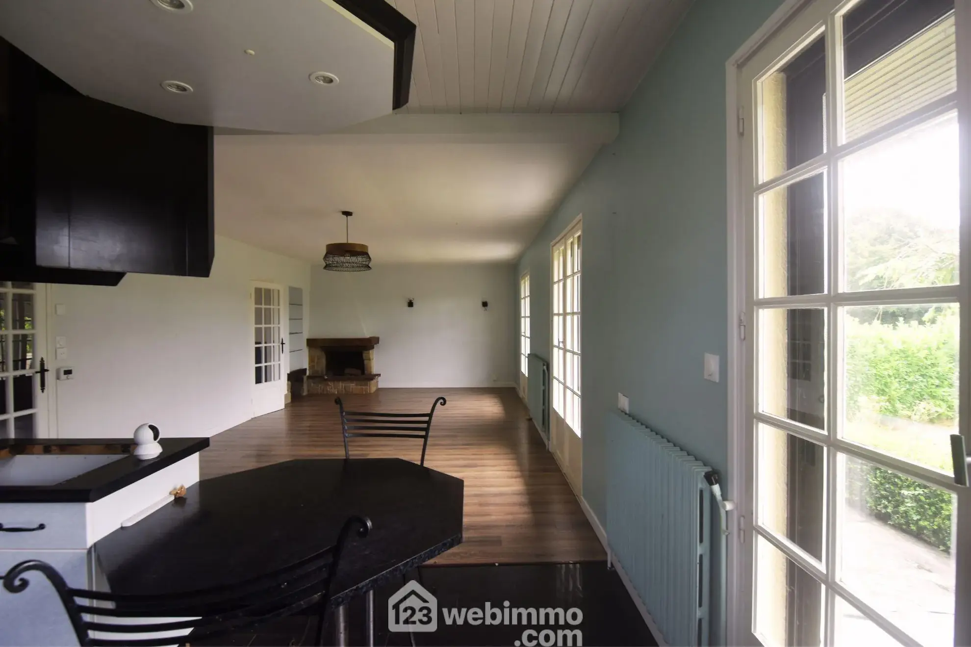 Maison moderne avec piscine et grand jardin à Plouaret - 132m² 