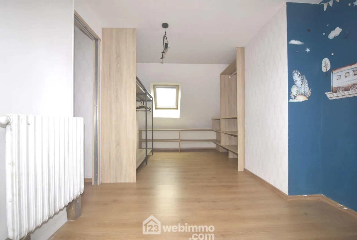 Maison moderne avec piscine et grand jardin à Plouaret - 132m² 