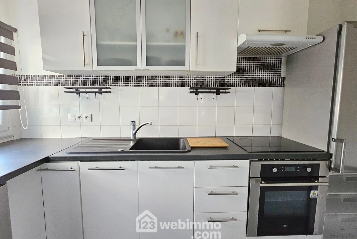 Maison de ville rénovée de 45 m² à Écharcon – Idéale pour vivre paisiblement 