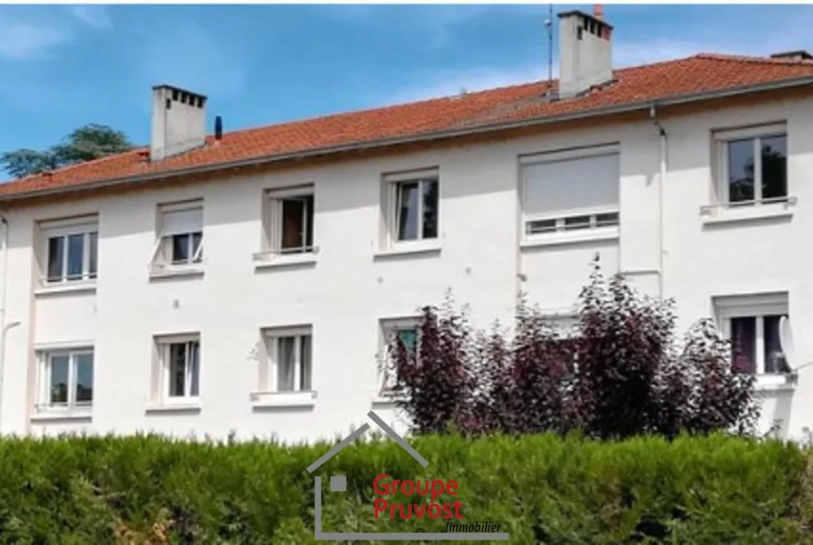 Appartement de 81 m² avec 3 chambres proche du centre-ville de Roanne 