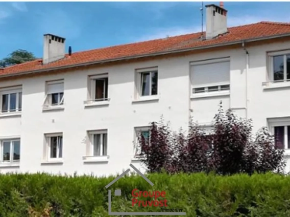 Appartement de 81 m² avec 3 chambres proche du centre-ville de Roanne