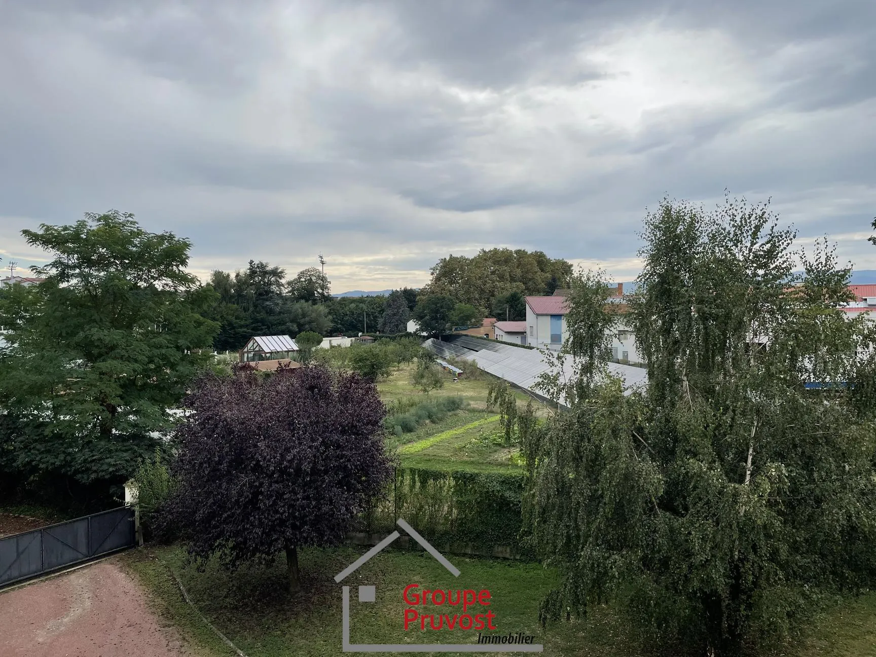 Appartement de 81 m² avec 3 chambres proche du centre-ville de Roanne 