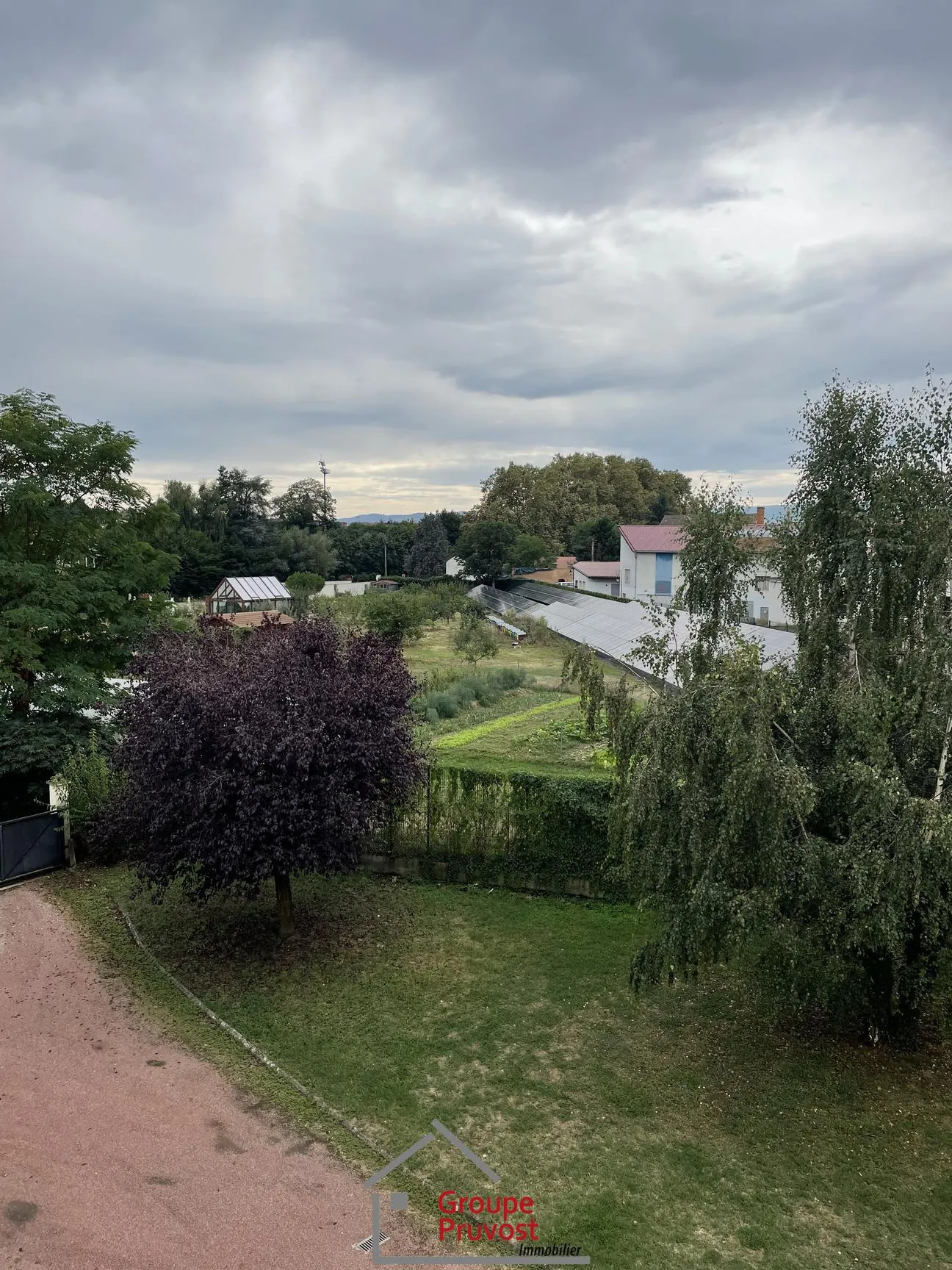 Appartement de 81 m² avec 3 chambres proche du centre-ville de Roanne 