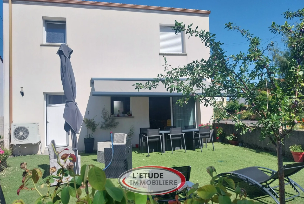 Maison familiale de 100 m² au Pellerin avec jardin et garage, label énergie A 