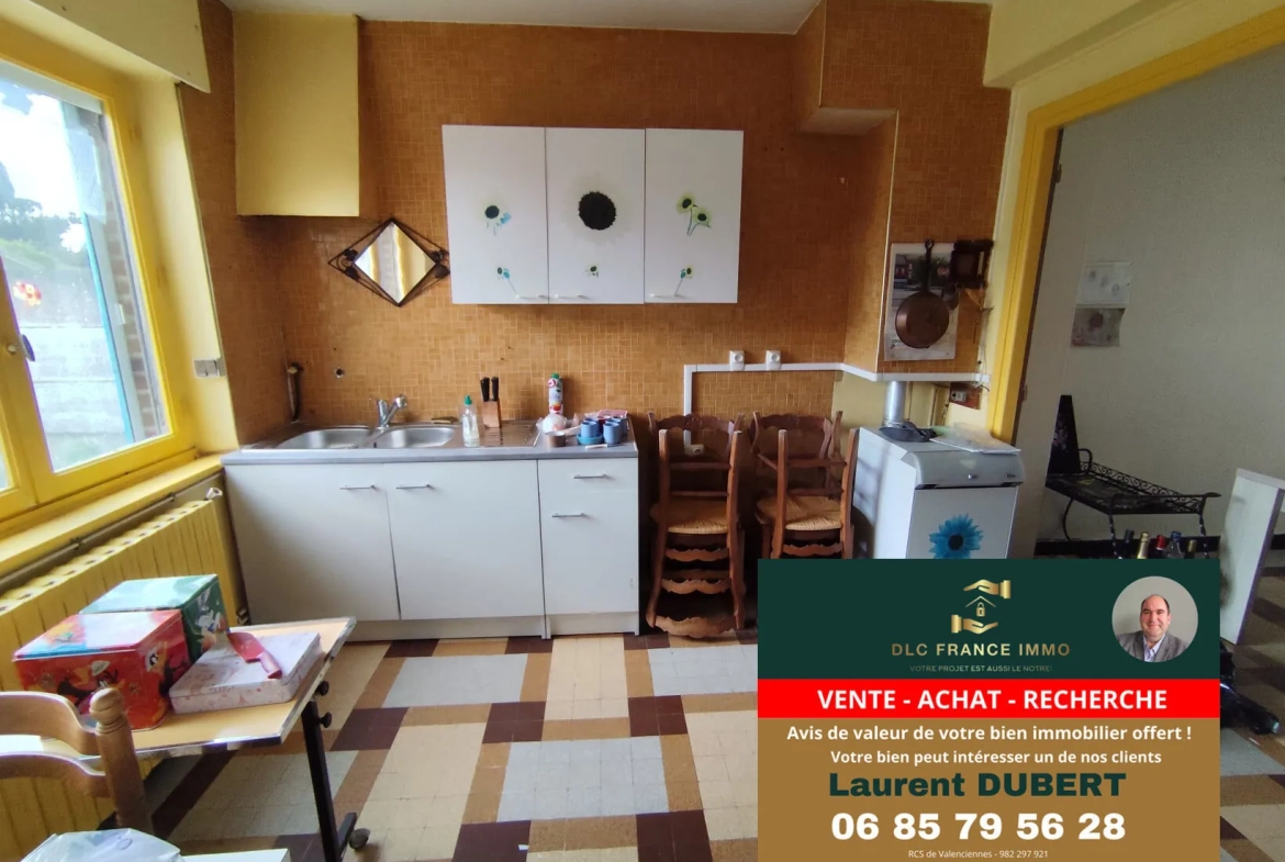 Maison semi-individuelle à vendre à Berlaimont avec 3 chambres et garage 