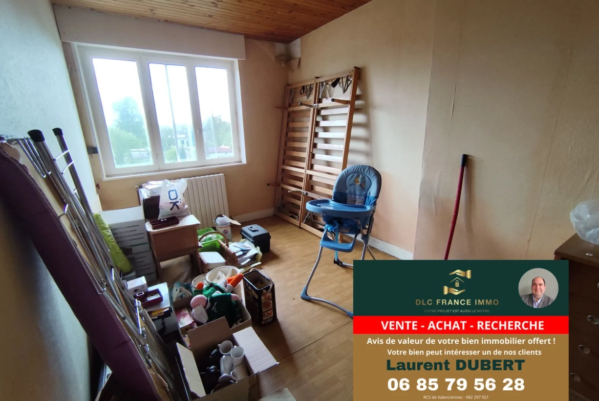 Maison semi-individuelle à vendre à Berlaimont avec 3 chambres et garage 