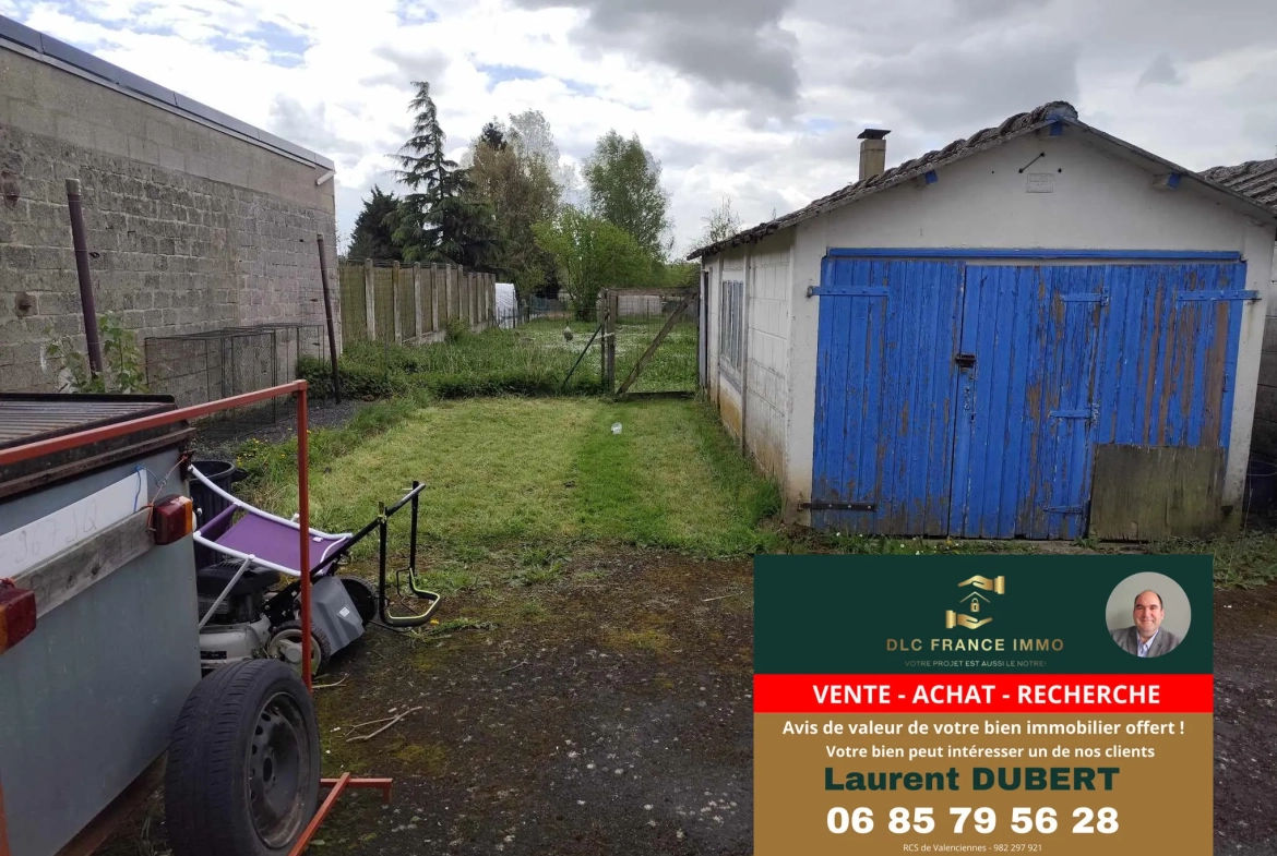 Maison semi-individuelle à vendre à Berlaimont avec 3 chambres et garage 