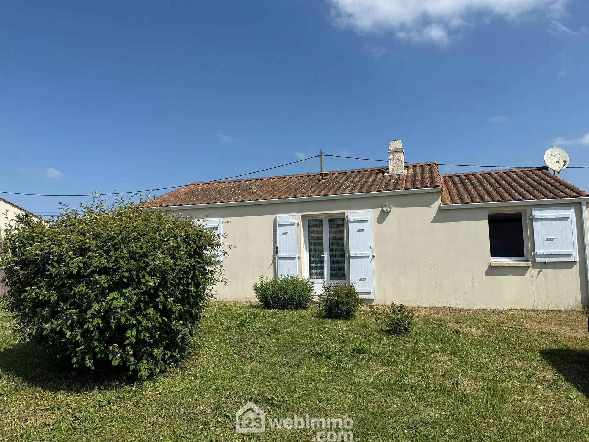Maison de plain-pied de 65 m² à Longeville-sur-Mer, proche des plages 