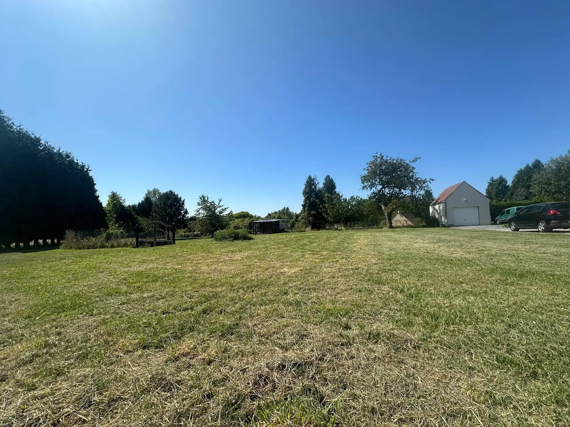 Terrain constructible de 752 m² à Monthenault - Opportunité à saisir 