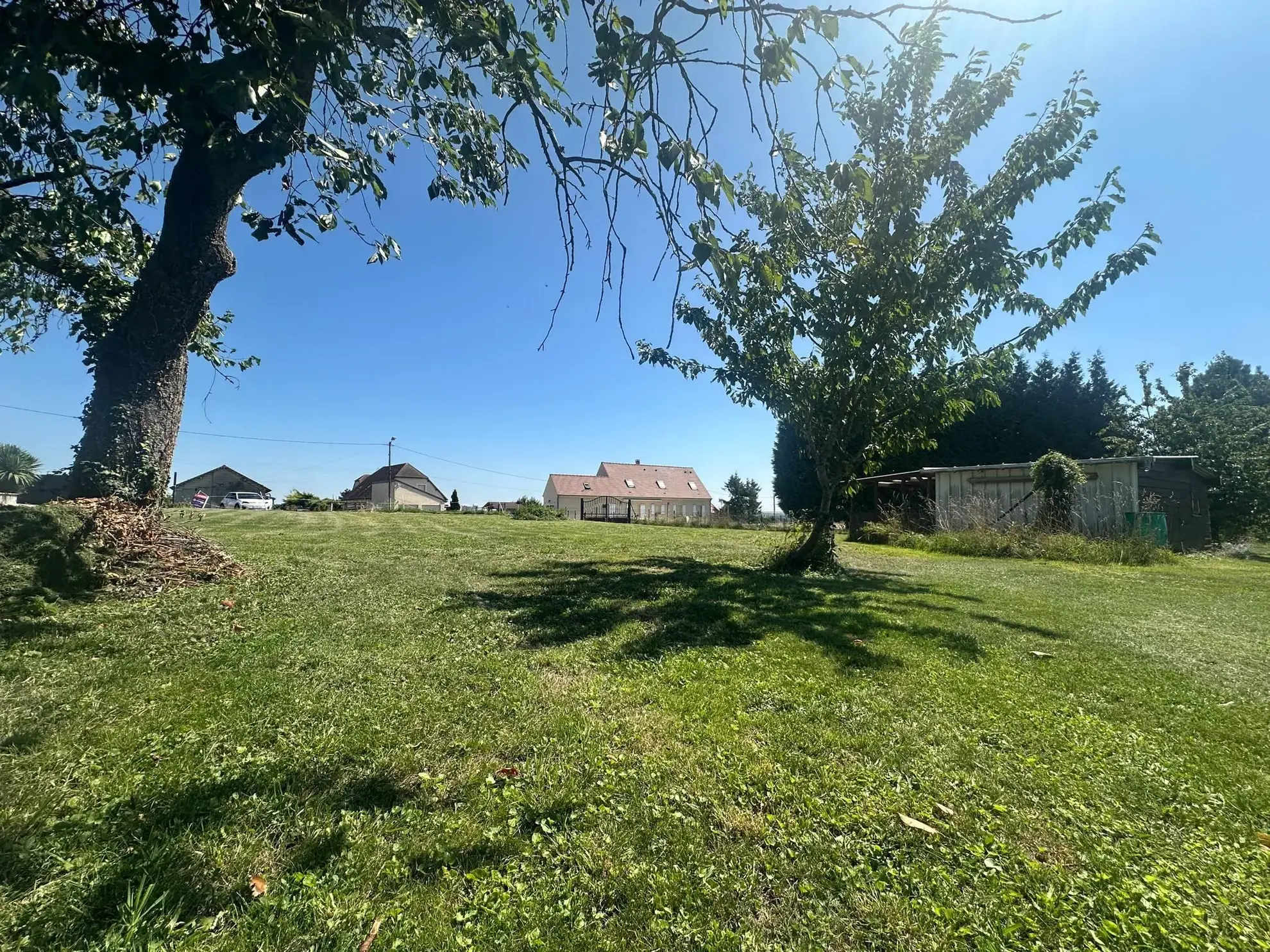 Terrain constructible de 752 m² à Monthenault - Opportunité à saisir 