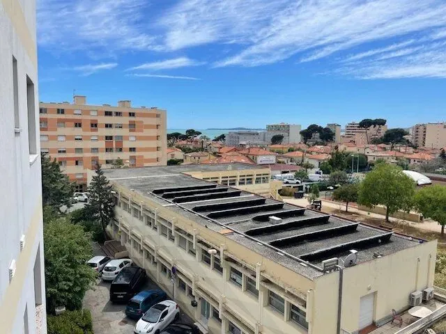 Belle appartement 3 pièces avec vue mer et terrasse à Cagnes-sur-Mer 