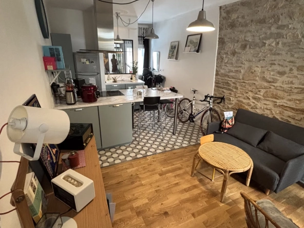Maison de ville avec terrasse à Nîmes - 2 chambres louée