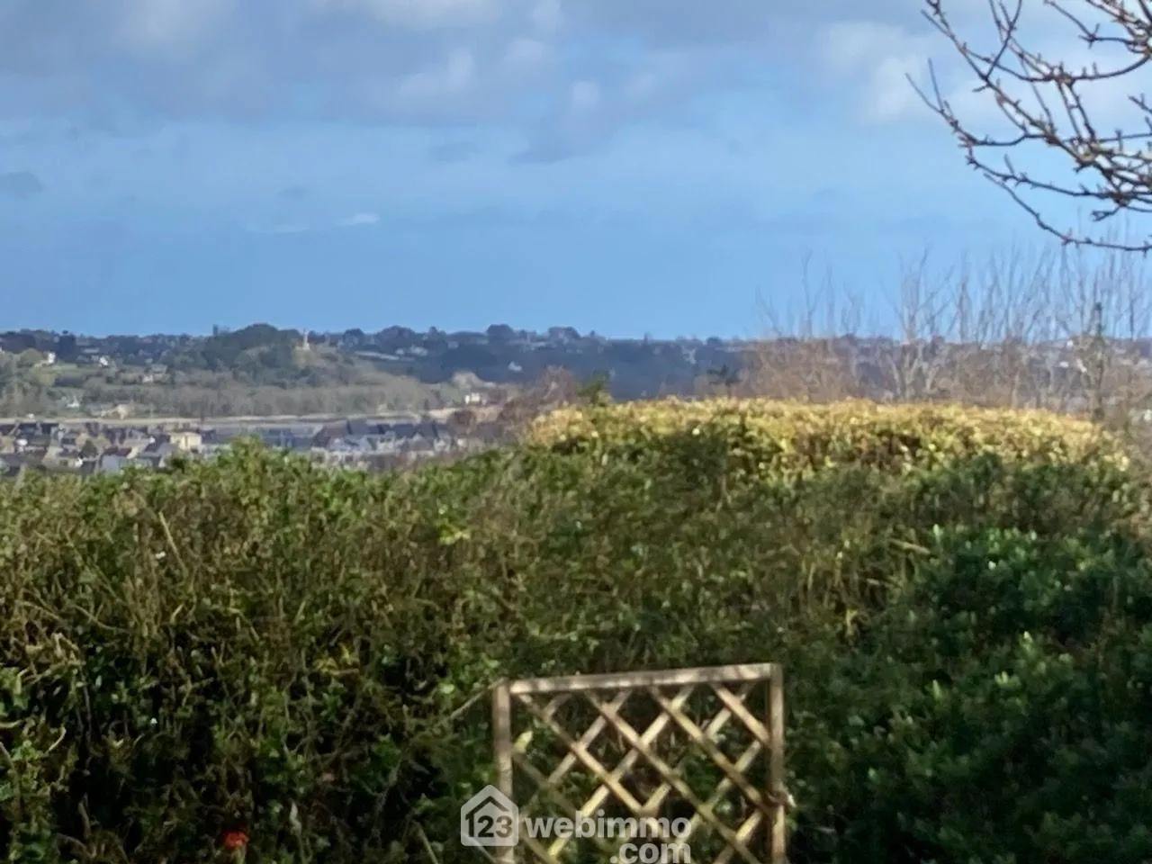 Maison en pierre à Plourivo avec jardin, proximité de Paimpol et authenticité 
