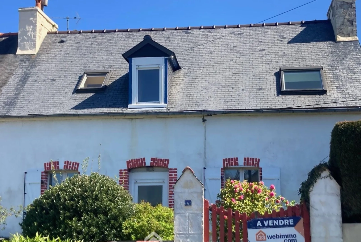 Maison en pierre à Plourivo avec jardin, proximité de Paimpol et authenticité 