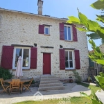 Belle maison en pierre de 120 m² avec garage et terrain clos à Cerny