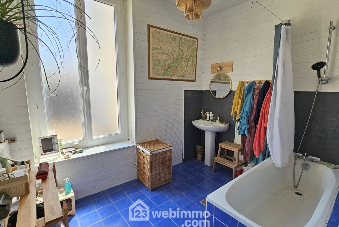 Maison en pierre de 120 m² à vendre à Boutigny-sur-Essonne avec garage et jardin 