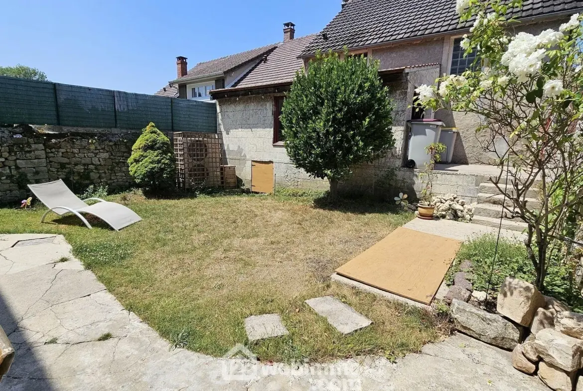 Maison en pierre de 120 m² à vendre à Boutigny-sur-Essonne avec garage et jardin 