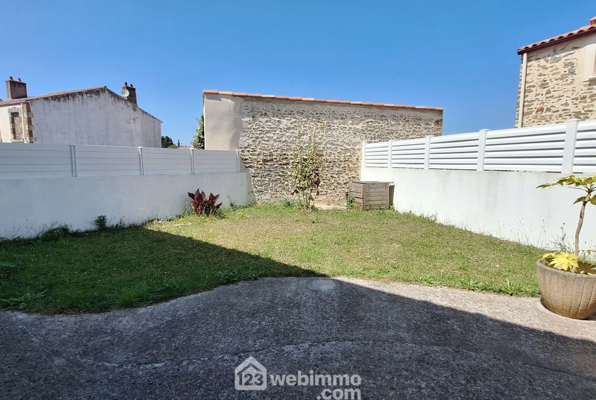 Maison à Avrillé de 68m² avec jardin et emplacement central 