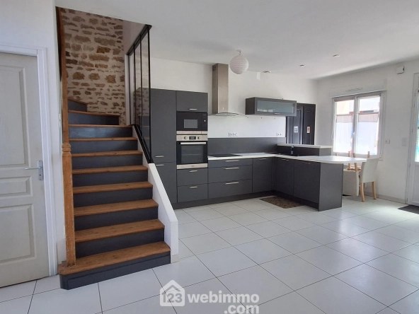 Achat maison 68m² à Avrillé, emplacement central et jardin ensoleillé