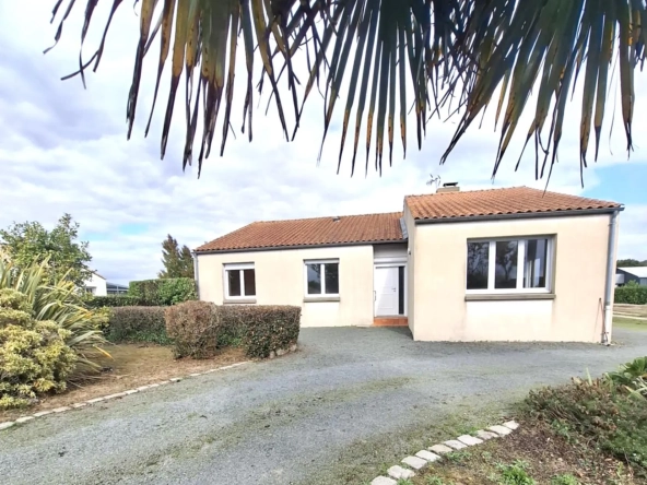 Maison en Centre Bourg avec Garage et Terrain, Les Lucs-sur-Boulogne