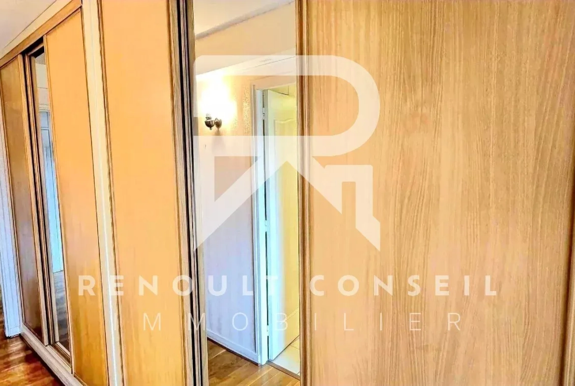 Appartement F3 avec balcon et garages à Saint-Aubin-lès-Elbeuf 