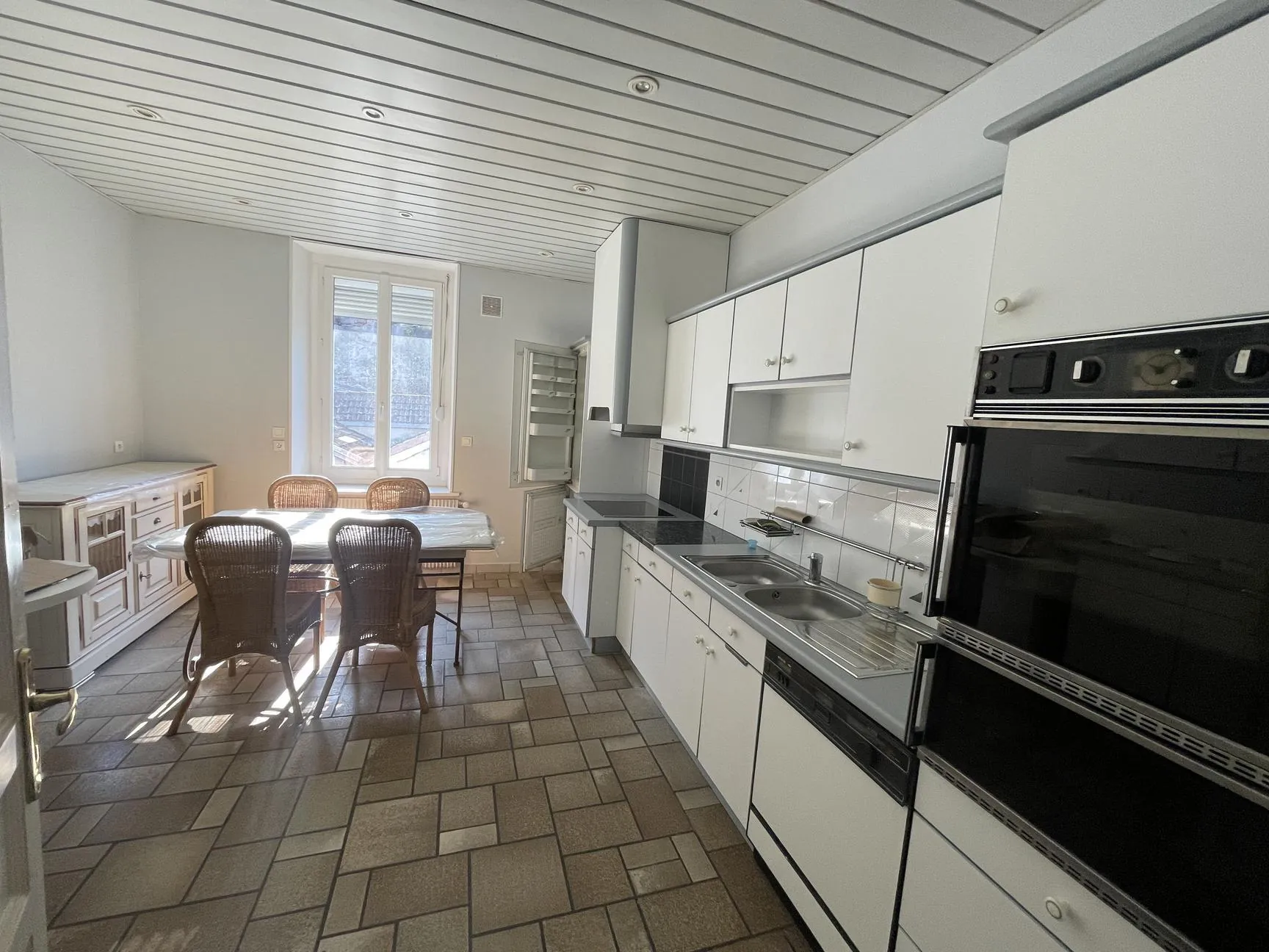 Appartement bourgeois lumineux de 154 m² au cœur d'Épinal 
