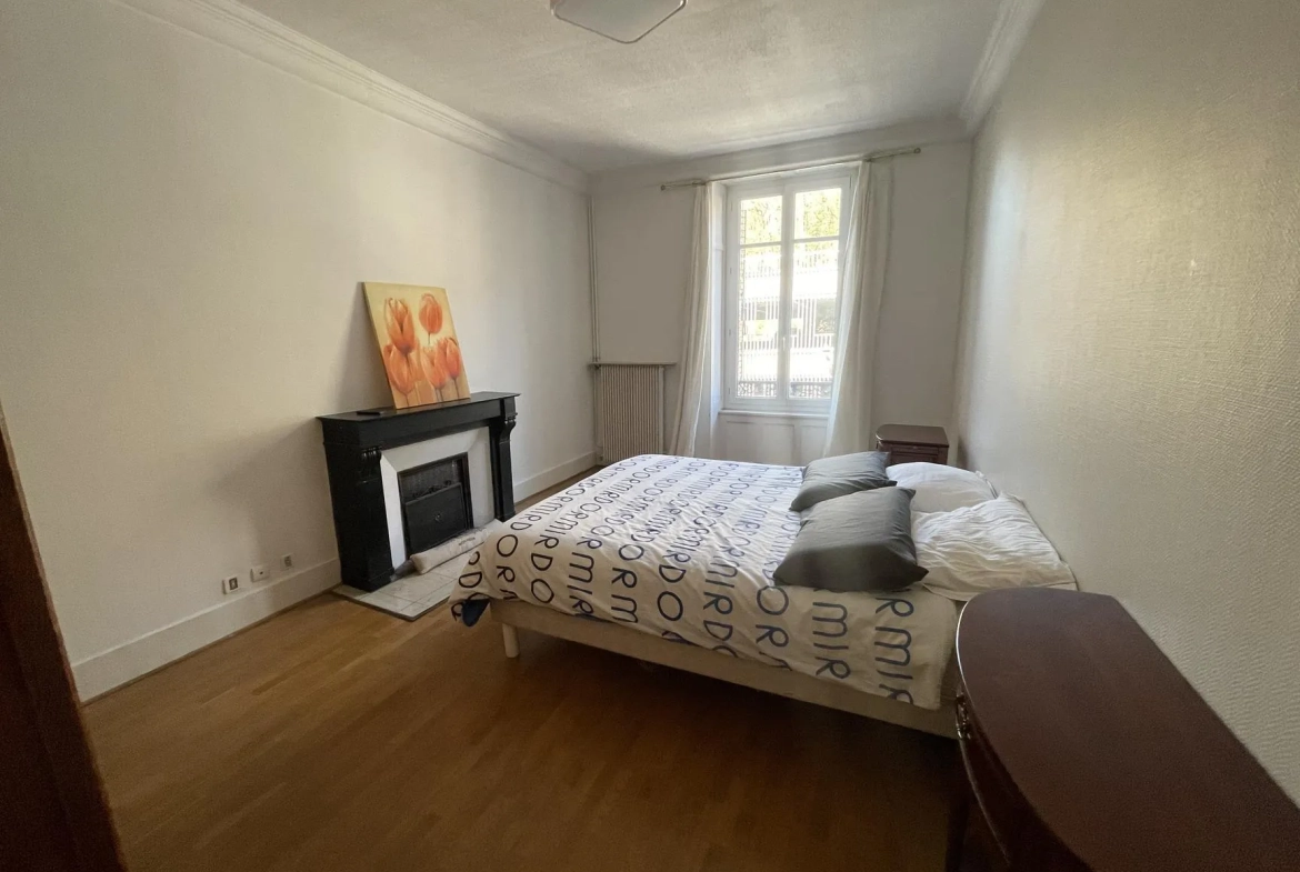 Appartement bourgeois lumineux de 154 m² au cœur d'Épinal 