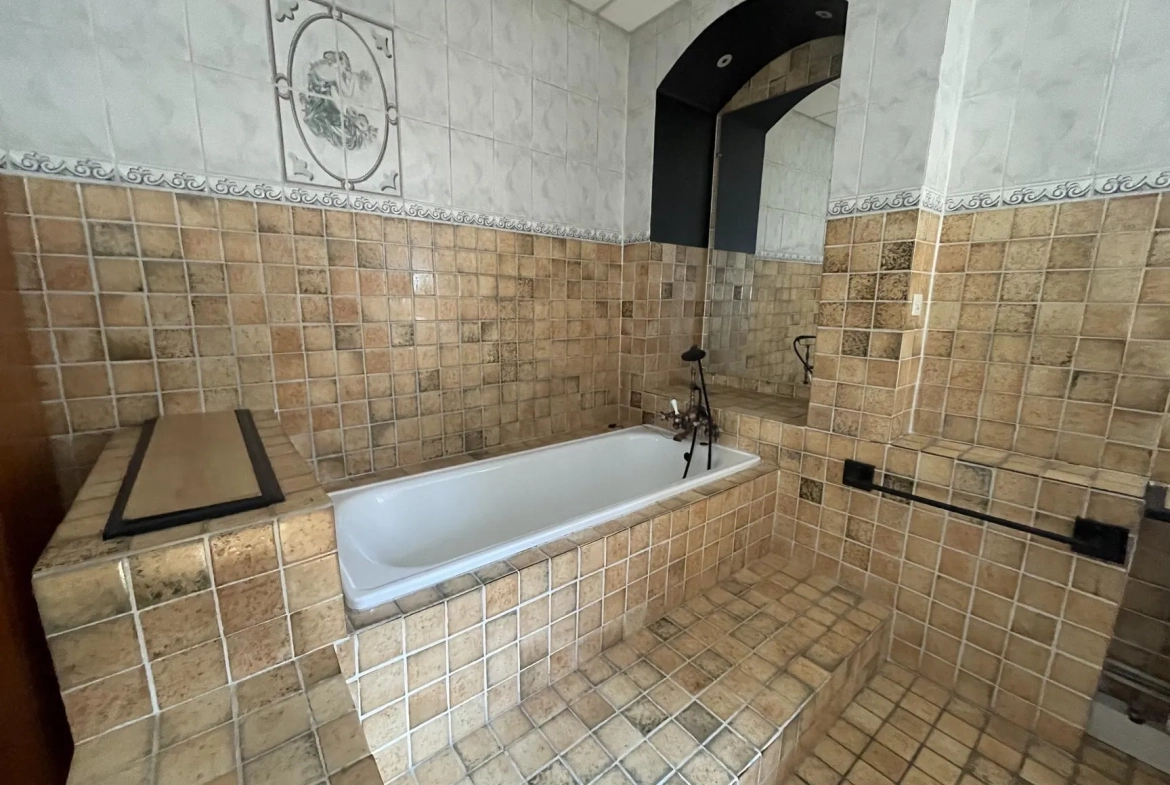 Appartement bourgeois lumineux de 154 m² au cœur d'Épinal 