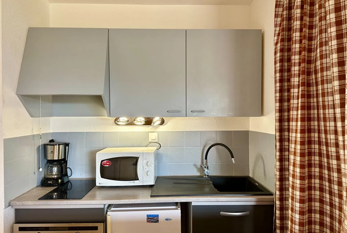 Appartement de 43 m² à Sainte-Maxime avec terrasse et parking 