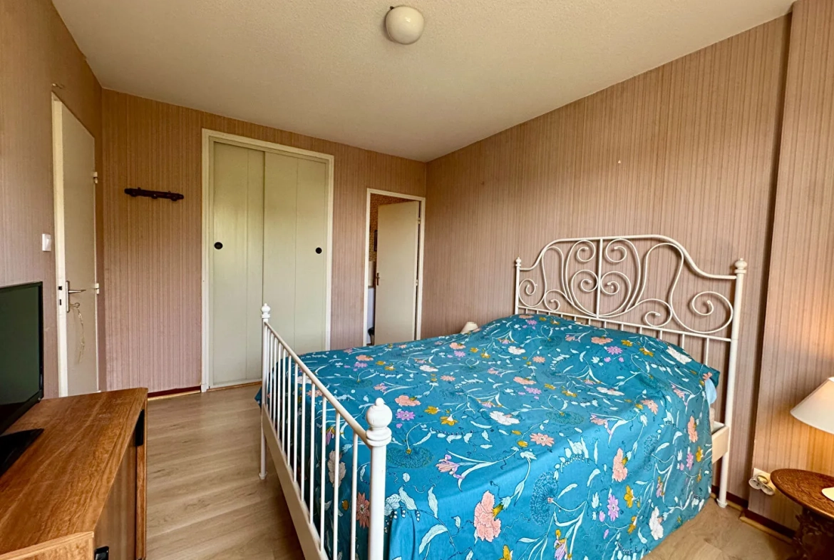 Appartement de 43 m² à Sainte-Maxime avec terrasse et parking 