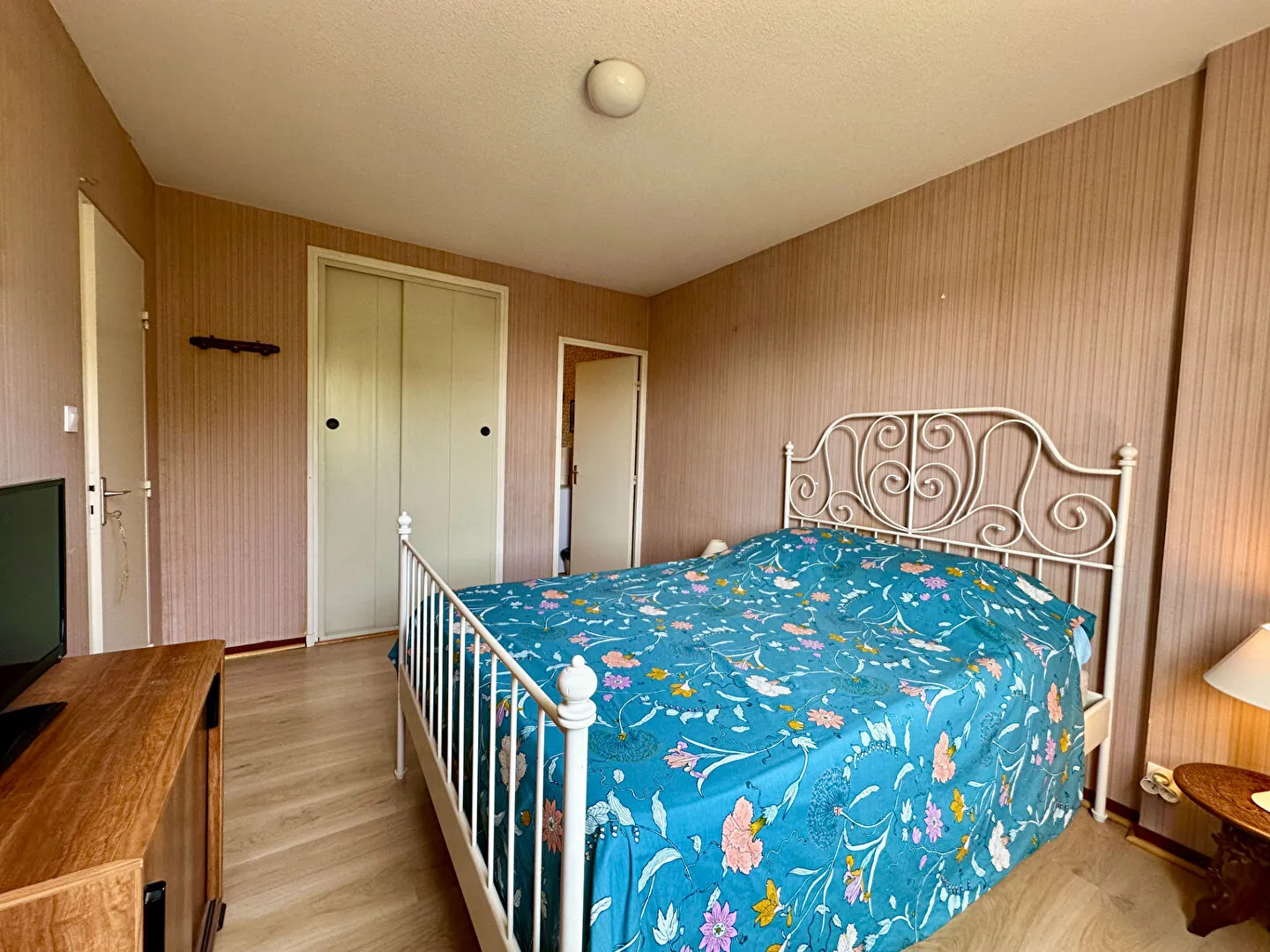 Appartement de 43 m² à Sainte-Maxime avec terrasse et parking 
