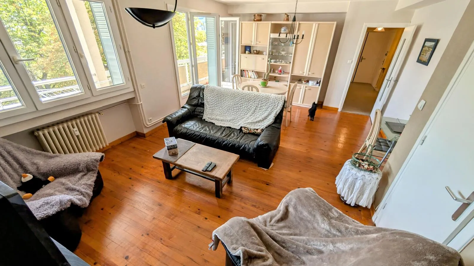 Appartement T3-T4 de 70 m² avec balcon à Saint-Étienne 