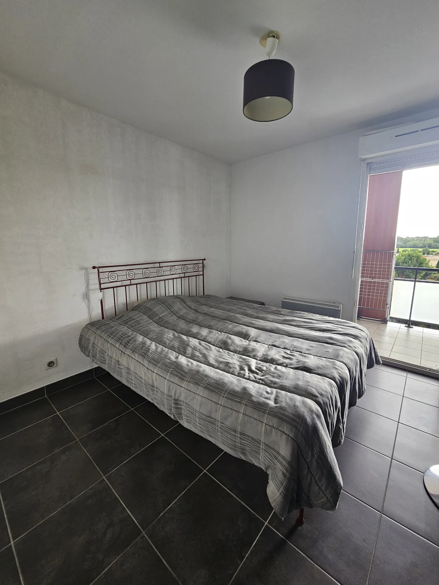 Appartement T2 loué avec terrasse et parking à Jacou - Investissement immobilier 