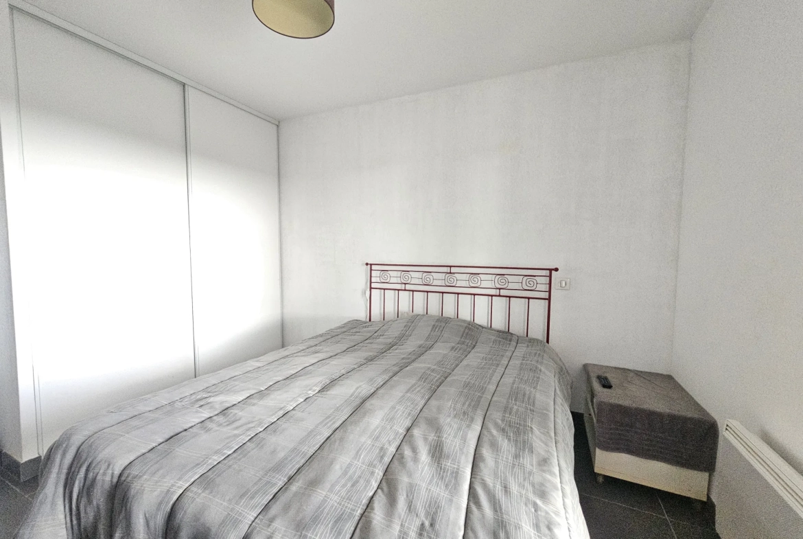 Appartement T2 loué avec terrasse et parking à Jacou - Investissement immobilier 