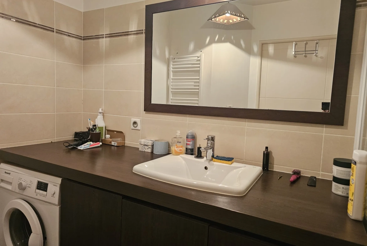 Appartement T2 loué avec terrasse et parking à Jacou - Investissement immobilier 