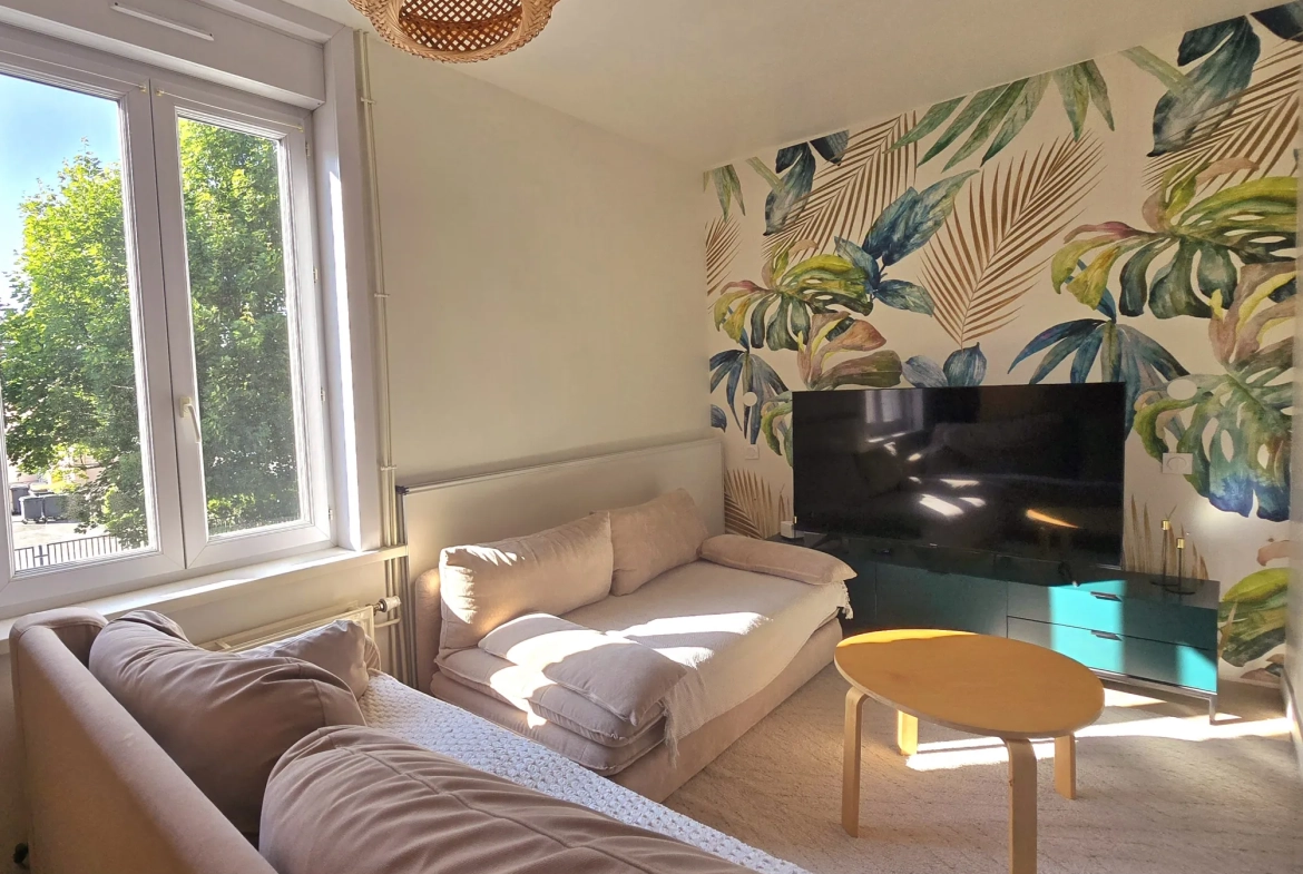 Maison rénovée à Lambersart Canteleu avec 3 chambres, cave et potentiel locatif 