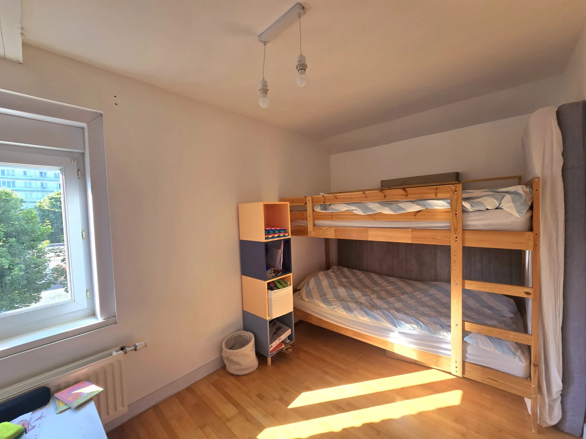 Maison rénovée à Lambersart Canteleu avec 3 chambres, cave et potentiel locatif 