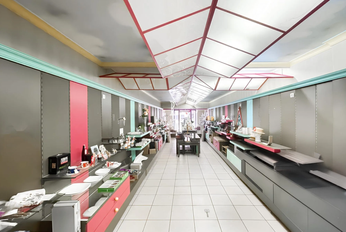 Boutique de décoration à vendre en centre-ville de Digne-les-Bains, emplacement de premier choix 