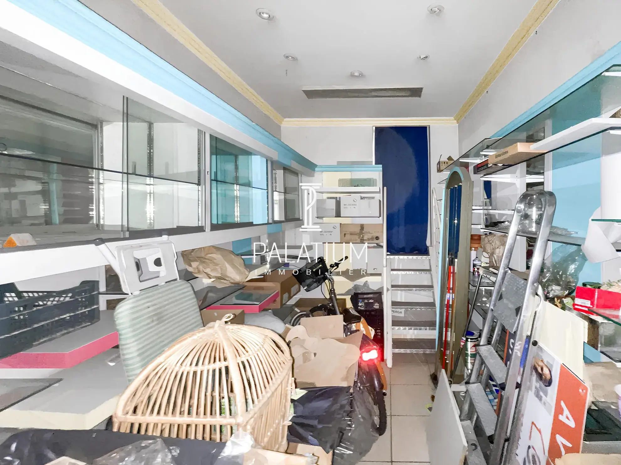 Boutique de décoration à vendre en centre-ville de Digne-les-Bains, emplacement de premier choix 