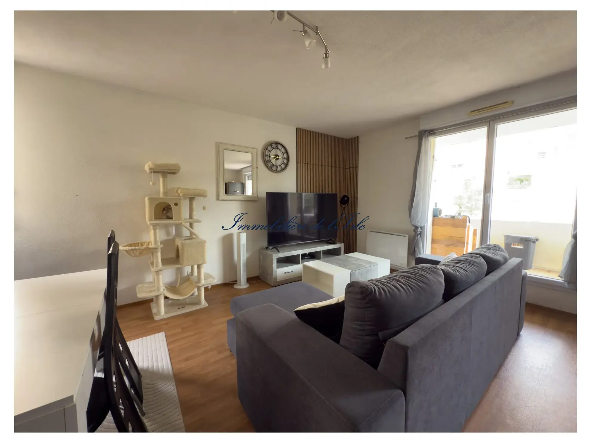 Appartement T3 de 64 m² avec piscine, parking à Trelissac 