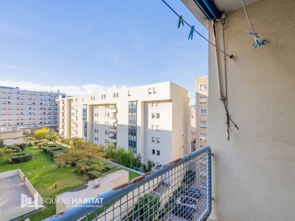 Appartement 2 pièces de 41m² à Marseille avec balcon, proche faculté, rentabilité 6,2%