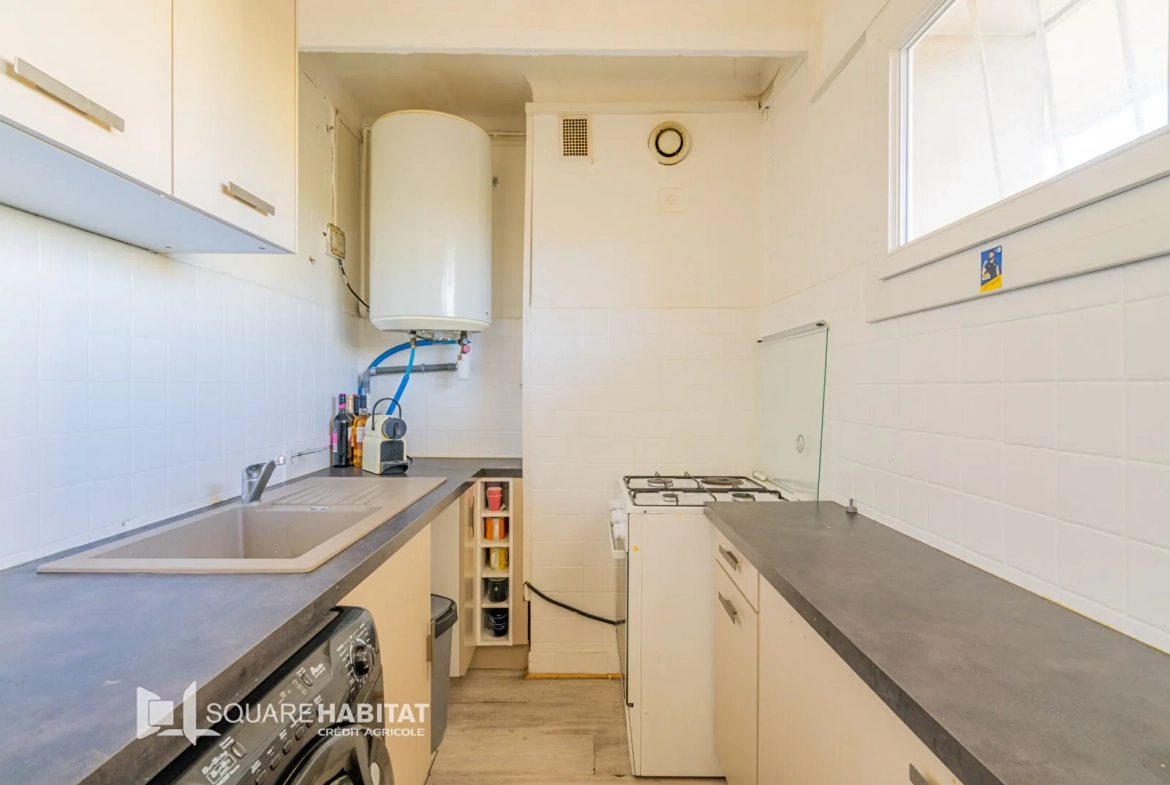 Appartement 2 pièces de 41m² à Marseille avec balcon, proche faculté, rentabilité 6,2% 