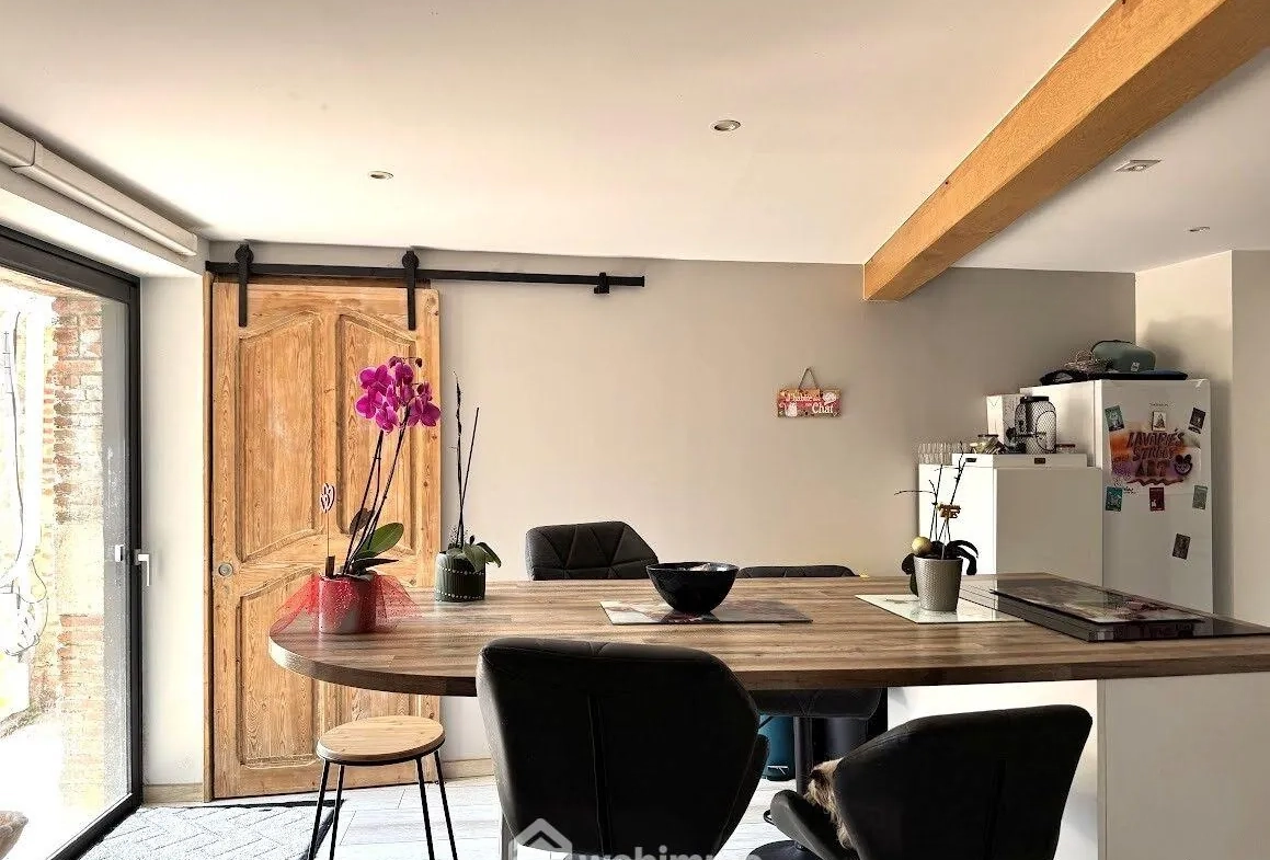 Maison familiale 180 m² à Saint Amand sur Sèvre avec jardin et potentiel touristique 